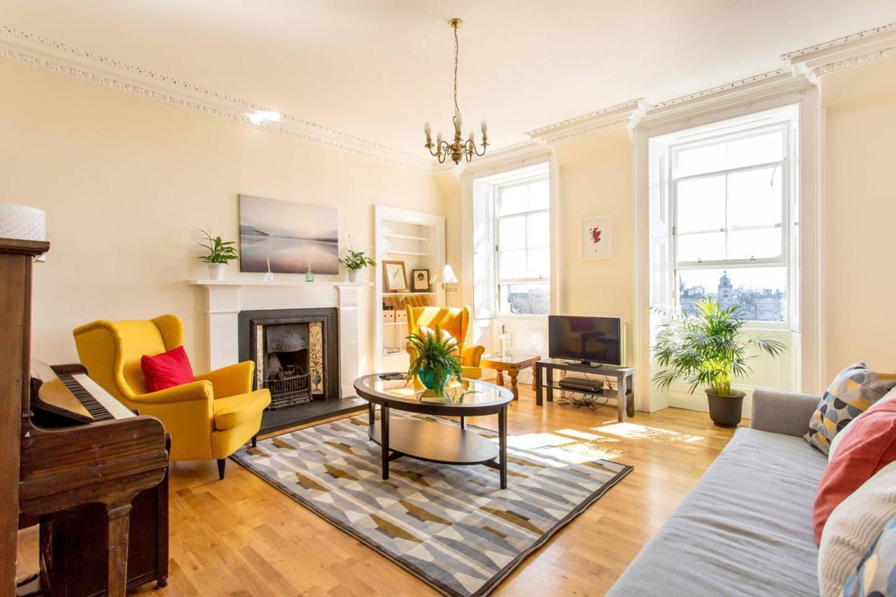 Апартаменты Altido Retro Castle Retreat 2Bed Эдинбург Экстерьер фото